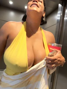 YELLOW SWIMSUIT BIG TITS