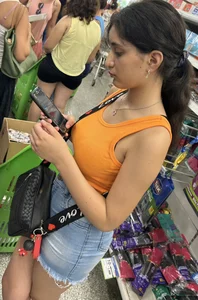 Ass-eating latina (more than 50 pics)