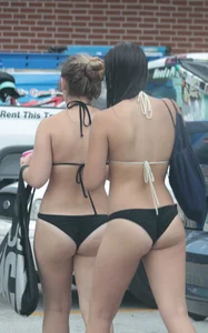 Florida beach and bikini girls