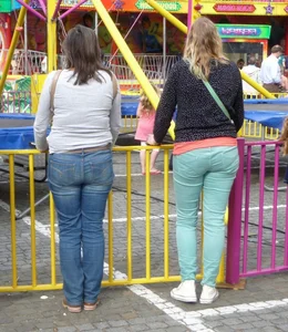 Girls with nice butts in jeans street creepshots