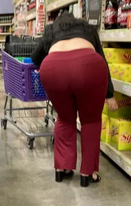 Fake thick Latina
