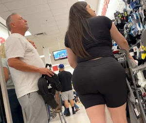 Yoga pants and more found around TJmaxx and Ross