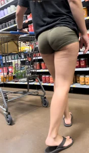 How would you describe her ass?!