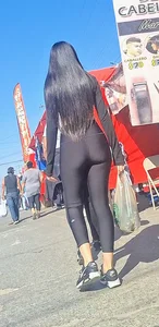 Petite Latina with sexy figure and cute face in black leggings [oc]