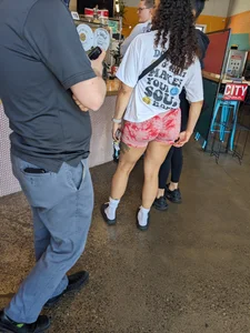 Super thick Latina in pizza shop OP