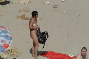 Sexy mature girls on Vilanova topless beach