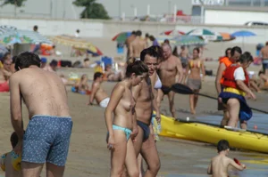Sexy mature girls on Vilanova topless beach