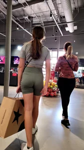 Teen in tight yoga shorts…VPL