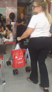chubby blonde mom ass in black leggings