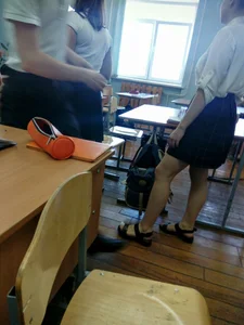 College candid teens
