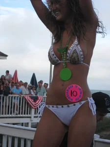 IOP Bikini Contest Drivin N' Cryin Show May 2009
