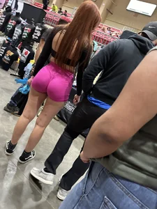 Slim Waist Pawg Baddie At This Car Meet