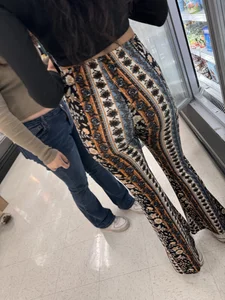 [OC] Tight College Chick with a Booty in Patterned Flare Leggings