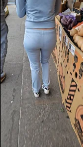 Latina mom with a dumpy in tracksuit [oc]