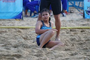 Thai candid volleyball girls