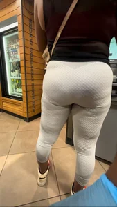 Thick Ebony MILF Ass Sitting Nice In White Tights (upshots, closeups)