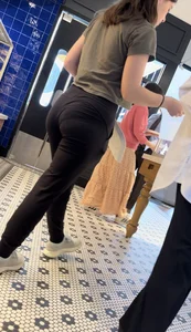 Lil pawg VPL at the bakery