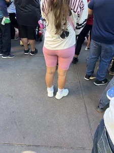Blondes in lulus
