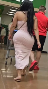 Big Booty Latina In Tight Pink Dress