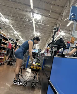 Big booty Latina in short blue dress (oc)