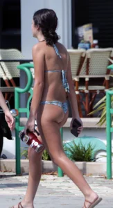 Florida beach and bikini girls