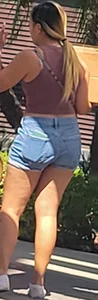 Random hotties booty batch mall