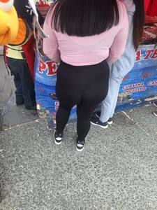 chubby butt in black leggings,[OC] part 3.