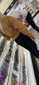 I love petite ! Look at that gap
