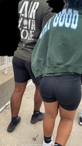 Bubble butt in legging shorts
