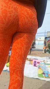 Slim latina perfect body in orange leggings [oc]