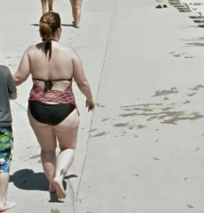 Waterpark MILFs 1