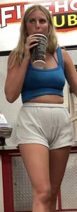Cotton shorts horz getting foot longs