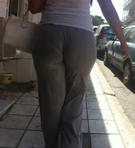 Huge ass with hot vpl