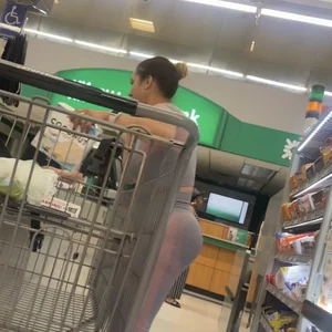 Juicy Booty Latina in Tight Grey Leggings (VTL, See Thru, Faceshot)