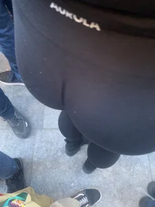 BUBBLEBUTT AUROLA PAWG (CLOSEUPS)