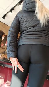 Bubble butt VPL on gorgeous thick blonde