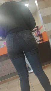Decent ass in black jeans