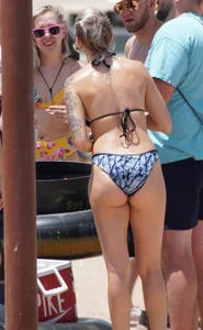 Bikini girls at Salt River Tubing in Arizona