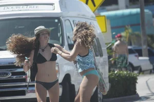 Sexy Florida beach bikini girls