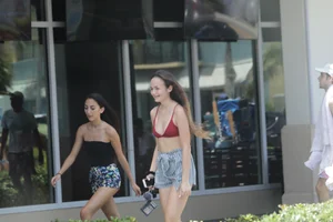 Florida beach and bikini girls