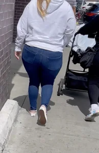 2 Thick Latina Milfs