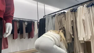 Beautiful worker (Not OC)
