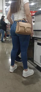 Tight jeans with a small waist with a perfect ass 10/10 [OC]