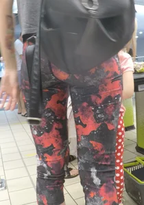 Skinny leggings in the store
