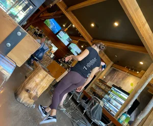 Sexy ass waitresses in yoga pants