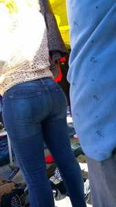 Tight Jeans