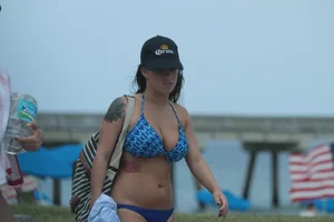 Florida beach and bikini girls