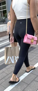 Super black Leggings at Mall
