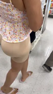 Unbelievable BBL Latina & cameltoe