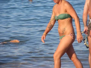 Candid beach and bikini babes